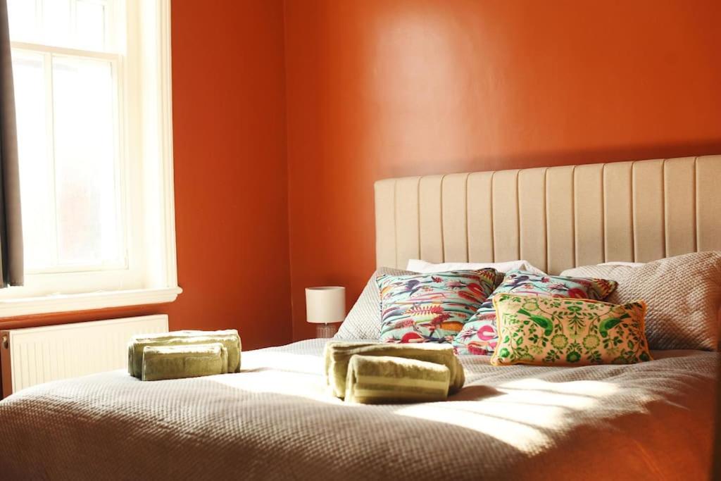 Three-Storey, Renovated 1890S Heritage Home In Spitalfields Market London Eksteriør bilde